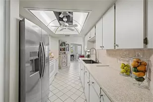 2662 Appleleaf Ct, Spring Hill, FL 34606 - Photo 12