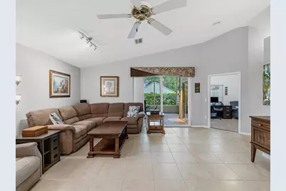 10836 Brookhaven Drive, New Port Richey, FL 34654 - Photo 2