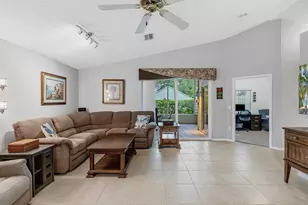 10836 Brookhaven Dr, New Port Richey, FL 34654 - Photo 2