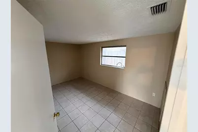 6330 Pennsylvania Avenue, New Port Richey, FL 34653 - Photo 14