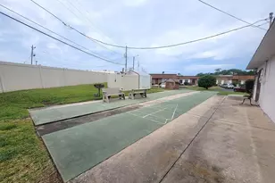 6141 Chesham Dr, New Port Richey, FL 34653 - Photo 20