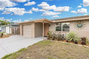 10117 Gardenia Ln, Port Richey, FL 34668 - Photo 4