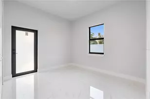 9201 Nightingale Rd, Weeki Wachee, FL 34613 - Photo 42