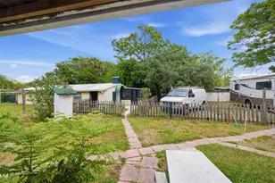 11129 Pine Tree Ln, Port Richey, FL 34668 - Photo 24