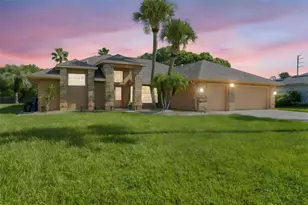 14207 Cornewall Ln, Spring Hill, FL 34609 - Photo 20