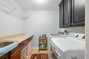 14207 Cornewall Ln, Spring Hill, FL 34609 - Photo 60