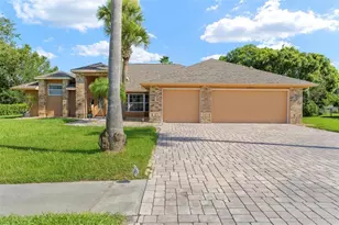 14207 Cornewall Ln, Spring Hill, FL 34609 - Photo 14