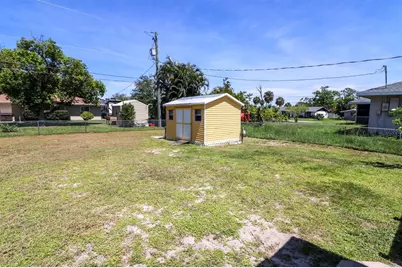 582 Ridgewood Street NW, Port Charlotte, FL 33952 - Photo 30
