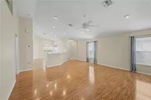11148 Heathrow Ave, Spring Hill, FL 34609 - Photo 10