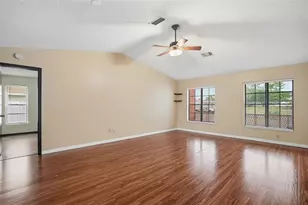 11286 Roland St, Spring Hill, FL 34609 - Photo 6