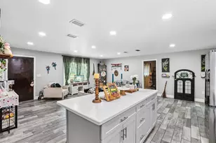 232 Cavalier Ave, Spring Hill, FL 34606 - Photo 16