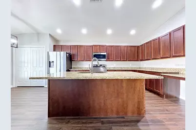 667 Hartford Heights Street, Spring Hill, FL 34609 - Photo 18