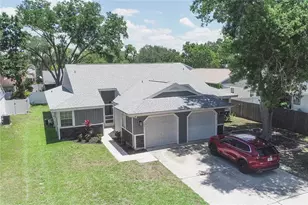 327 Phlox Dr, Palm Harbor, FL 34684 - Photo 20