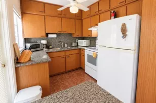 1006 Gulf Rd, Tarpon Springs, FL 34689 - Photo 12