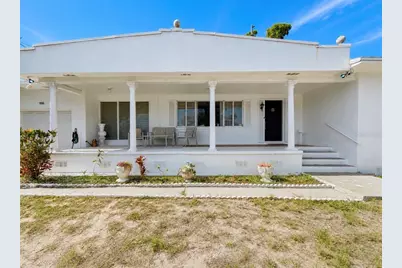 1006 Gulf Road, Tarpon Springs, FL 34689 - Photo 2