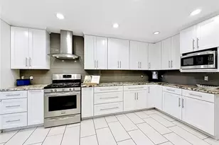 2021 N Pointe Alexis Dr, Tarpon Springs, FL 34689 - Photo 24