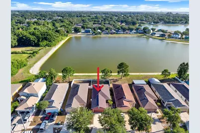 8035 Canterbury Lake Boulevard, Tampa, FL 33619 - Photo 20