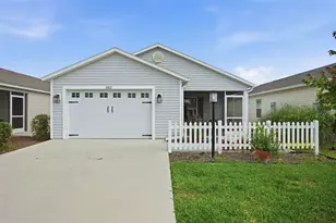 862 Spring Ave, The Villages, FL 34762 - Photo 2