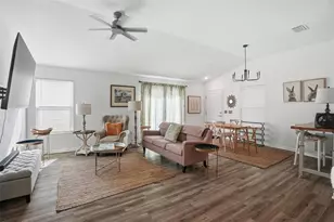 862 Spring Ave, The Villages, FL 34762 - Photo 10