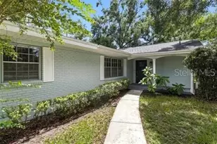 2510 Lake Ellen Dr, Tampa, FL 33618 - Photo 4