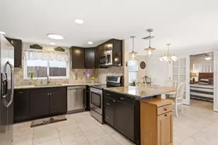 9105 Chantilly Ln, Port Richey, FL 34668 - Photo 16