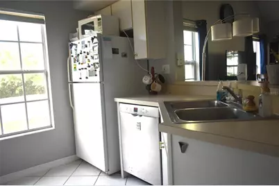 9078 Lake Chase Island Way, Tampa, FL 33626 - Photo 14