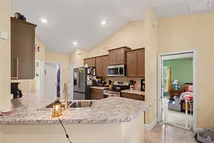 18336 Macek Rd, Weeki Wachee, FL 34614 - Photo 12