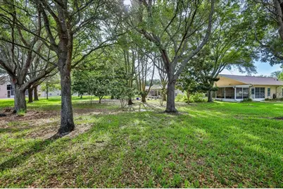 366 Barrington Court, Spring Hill, FL 34609 - Photo 4