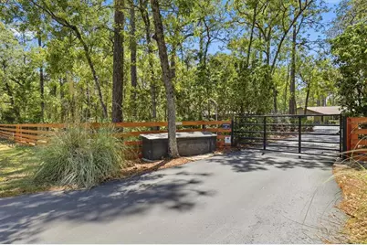9032 Birmingham Avenue, Weeki Wachee, FL 34613 - Photo 10
