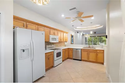 7245 Cleopatra Drive, Land O Lakes, FL 34637 - Photo 8