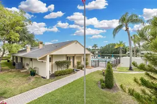 3166 Lake Pine Way S, Tarpon Springs, FL 34688 - Photo 8