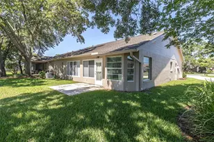 2488 Whispering Pines Ct, Spring Hill, FL 34606 - Photo 28