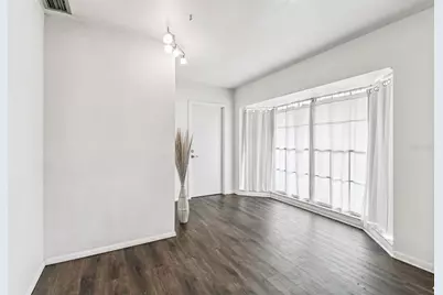 855 E Brandon Boulevard, Brandon, FL 33511 - Photo 2