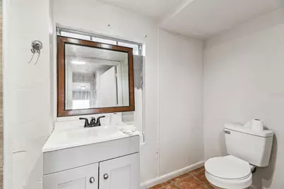 855 E Brandon Boulevard, Brandon, FL 33511 - Photo 4
