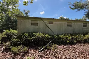 18054 Manteno Dr, Spring Hill, FL 34610 - Photo 10