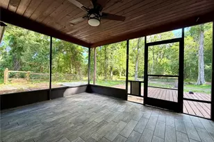 10849 Lakeview Dr, New Port Richey, FL 34654 - Photo 22