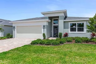 1017 Liliana Dr, Deland, FL 32724 - Photo 2