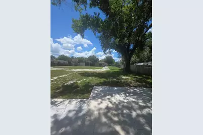 12521 Pittsfield Avenue, Tampa, FL 33624 - Photo 8