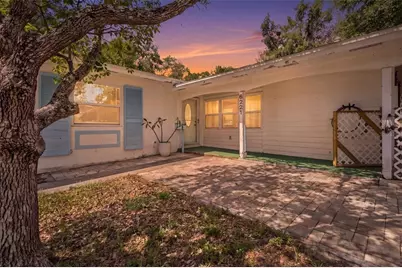 6221 Dalton Street, Spring Hill, FL 34606 - Photo 2
