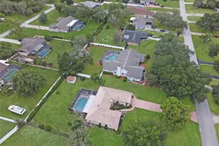 8262 Delaware Dr, Weeki Wachee, FL 34607 - Photo 92