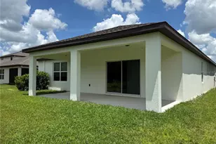 30596 Thunderbird Dr, Wesley Chapel, FL 33545 - Photo 8