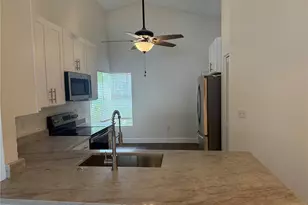 11516 Whispering Hollow Dr, Tampa, FL 33635 - Photo 6