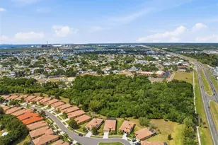 107 Silver Falls Dr Dr, Apollo Beach, FL 33572 - Photo 58