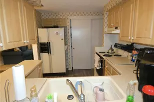 4392 Craftsbury Dr, New Port Richey, FL 34652 - Photo 8