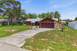 11475 Fortune St, Spring Hill, FL 34609 - Photo 6