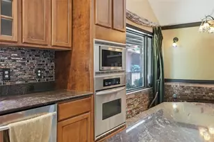 24050 Winding Creek Dr, Brooksville, FL 34601 - Photo 44