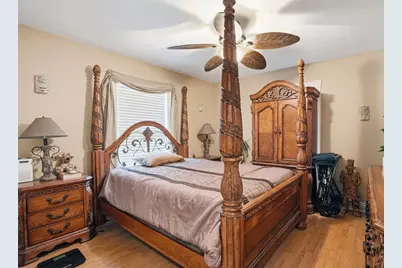 24050 Winding Creek Drive, Brooksville, FL 34601 - Photo 16
