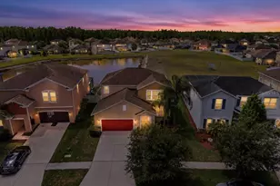 19132 Andrea Lynn Ln, Land O Lakes, FL 34638 - Photo 2
