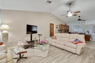 10185 Carrin Rd, Spring Hill, FL 34608 - Photo 18