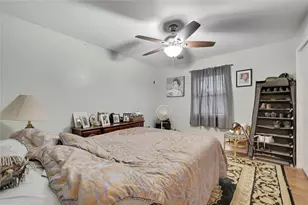 10185 Carrin Rd, Spring Hill, FL 34608 - Photo 22
